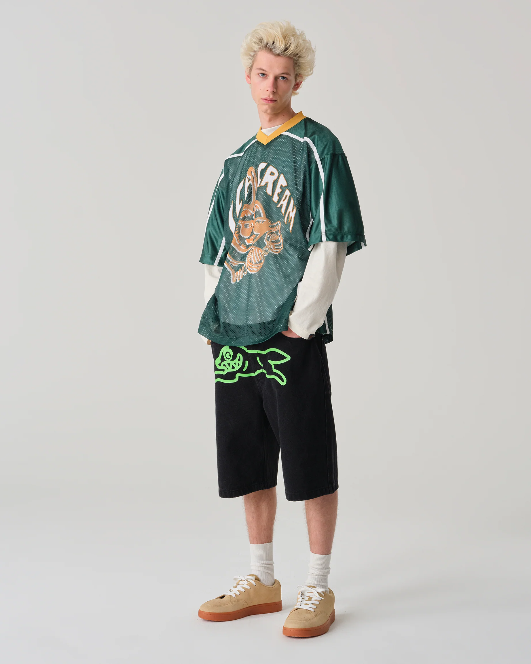 Running Dog Denim Shorts - Macdery
